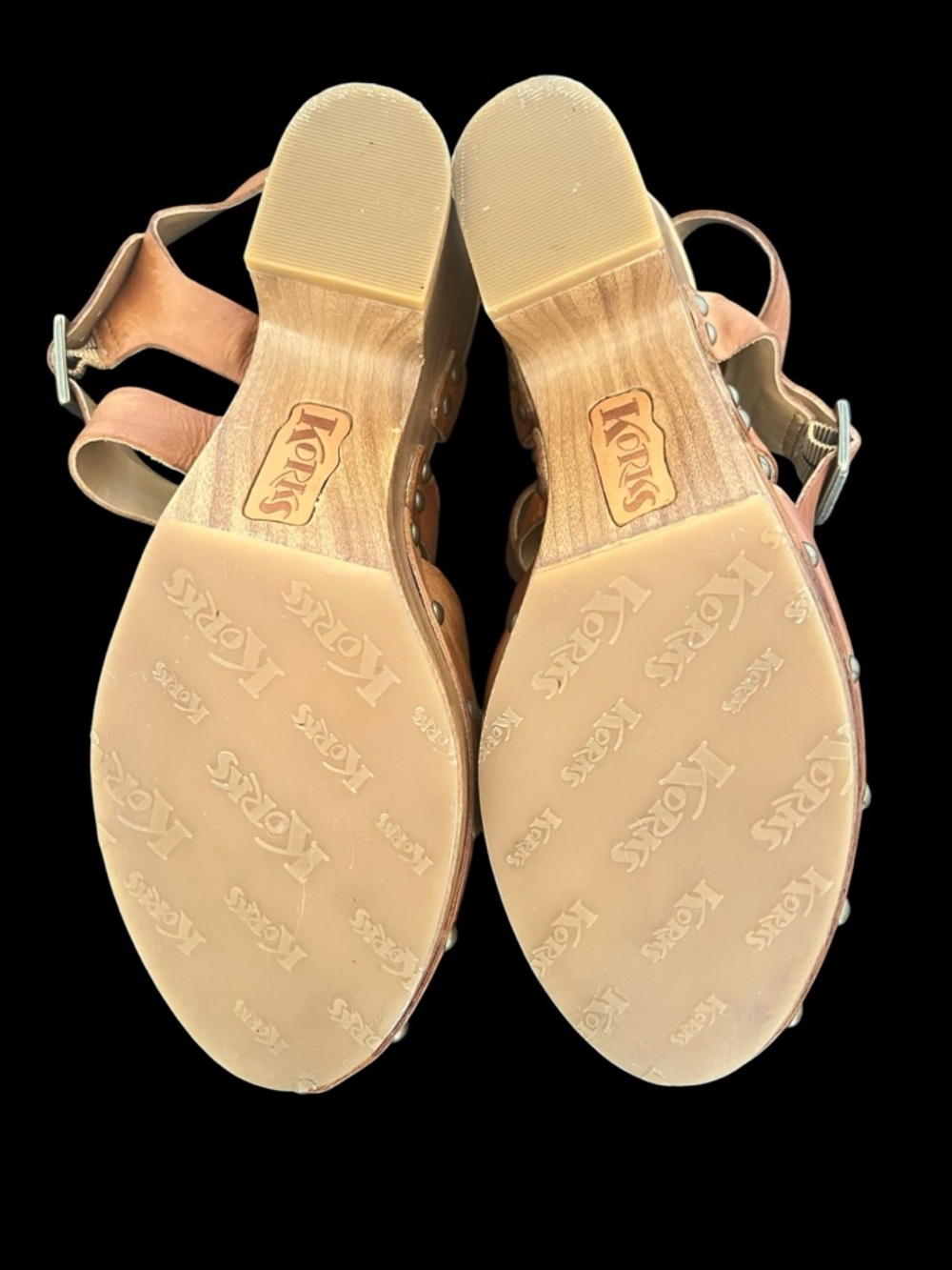 KORKS 'Abloom' Women's
Platform Slingback Leather Riveted
Clog: Size 9.5 - Picture 6 of 16